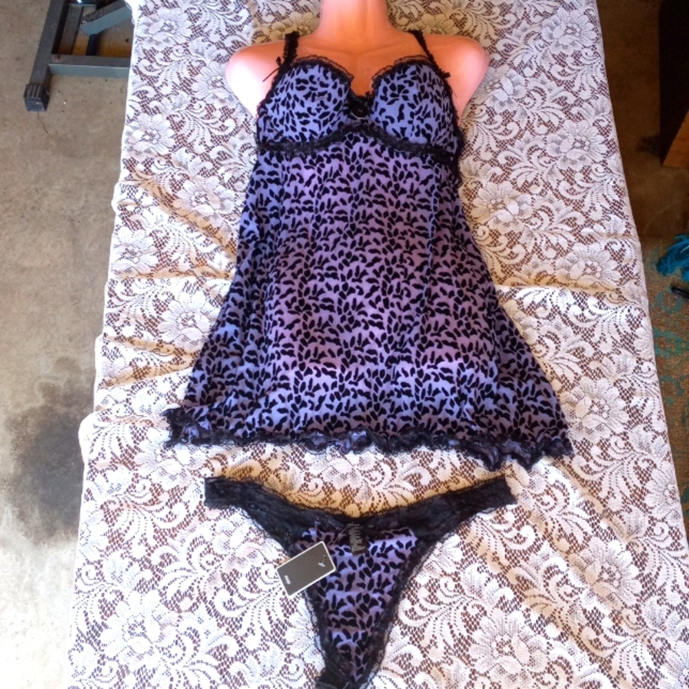 Sexy nighty 💜🖤💜